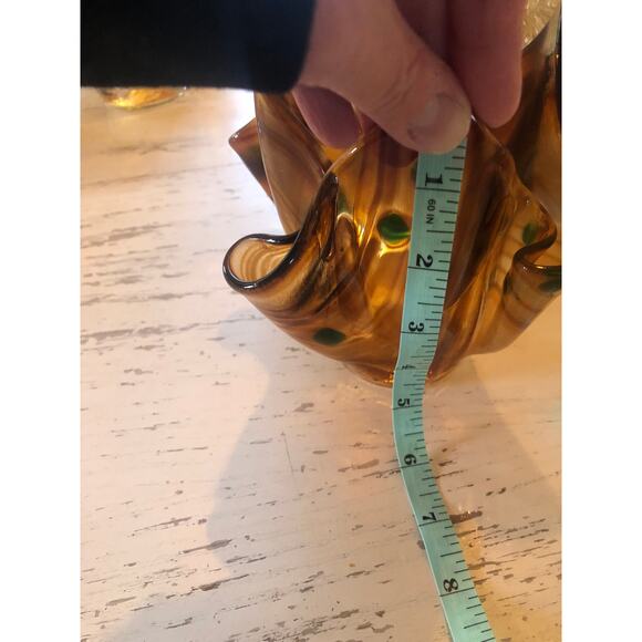 Vintage Unmarked Glass Handkerchief Vase 5" Brown with Green Polka Dots - Picture 5 of 5